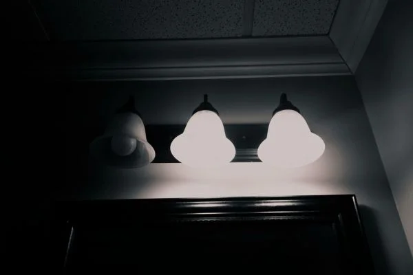 Signs you need lighting installation or repairs