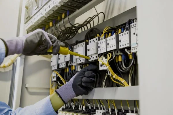 Our power distribution services